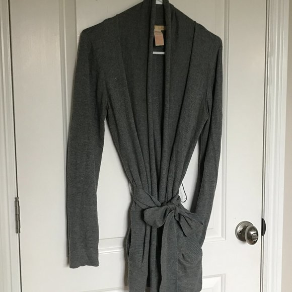 Gray Tulle Open Front Sweater with Pockets - Picture 1 of 3